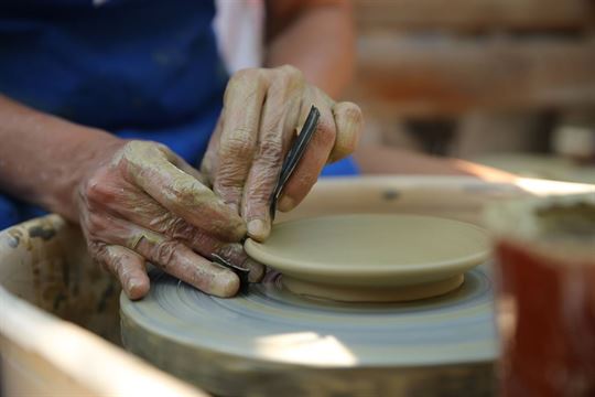 frumos-ceramic-c-muzeul-astra